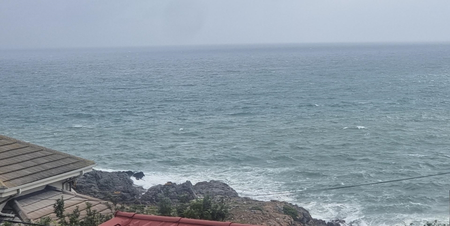 5 Bedroom Property for Sale in Yzerfontein Western Cape